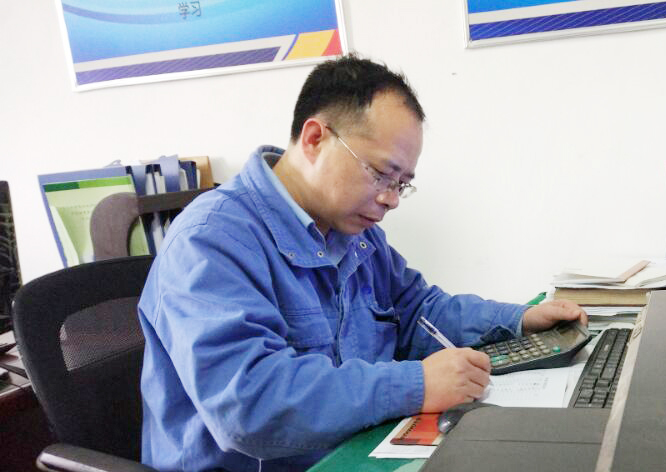 1638期第二版 薛友俊 平凡崗位演繹精彩人生圖片.jpg